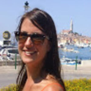 Meet your Posher, Caroline